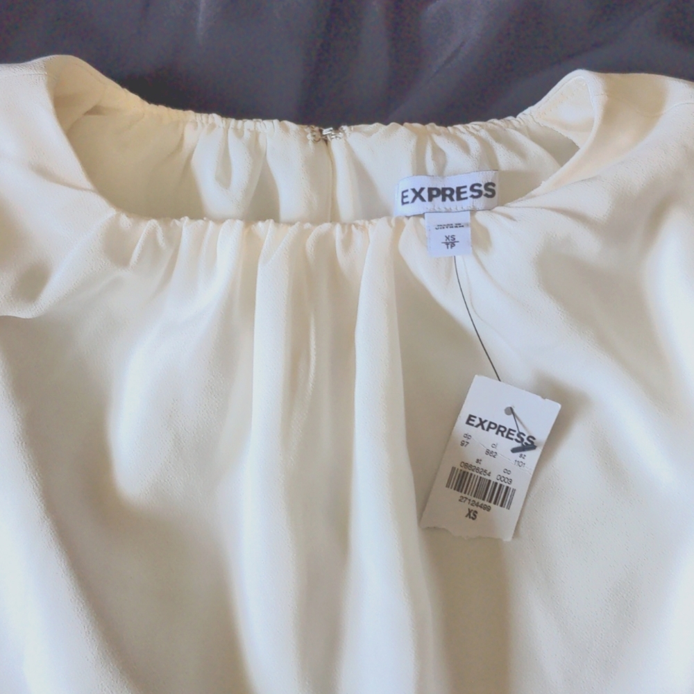 Express Tops - Picture 3 of 8